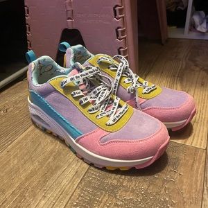 Sketchers x Dr. Seuss limited edition